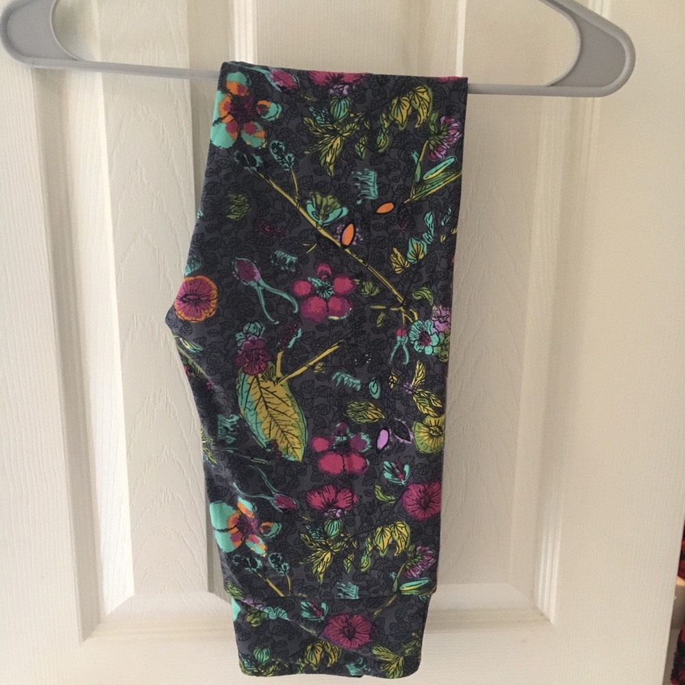 LuLaRoe leggings
